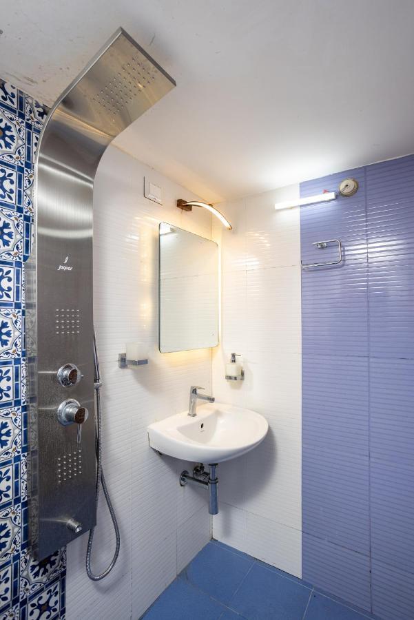 Paradise Inn Kochi Екстер'єр фото